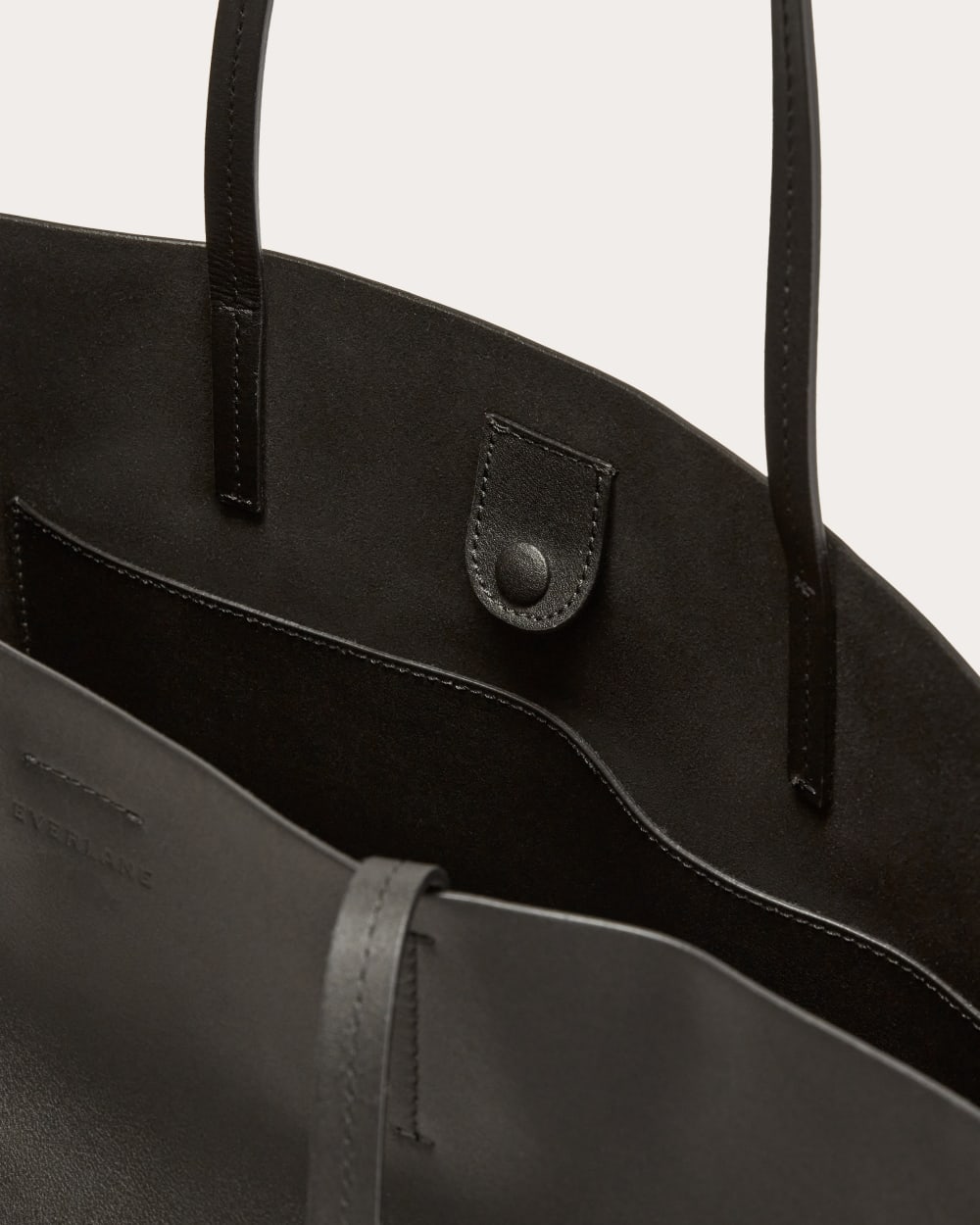 The Luxe Medium Italian Leather Tote | Black - Image 4
