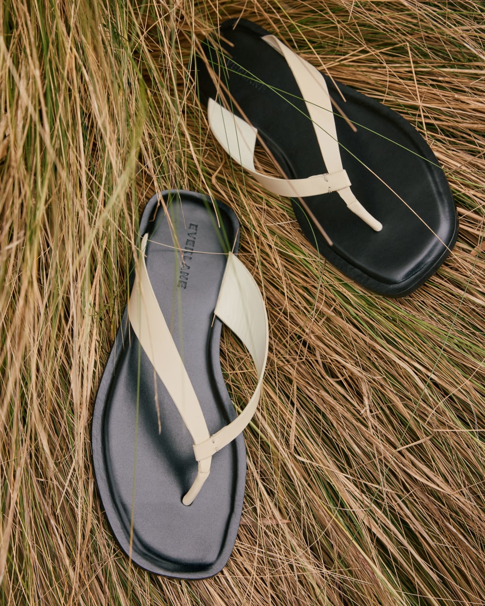The Leather Flip Flop | Canvas - Image 9