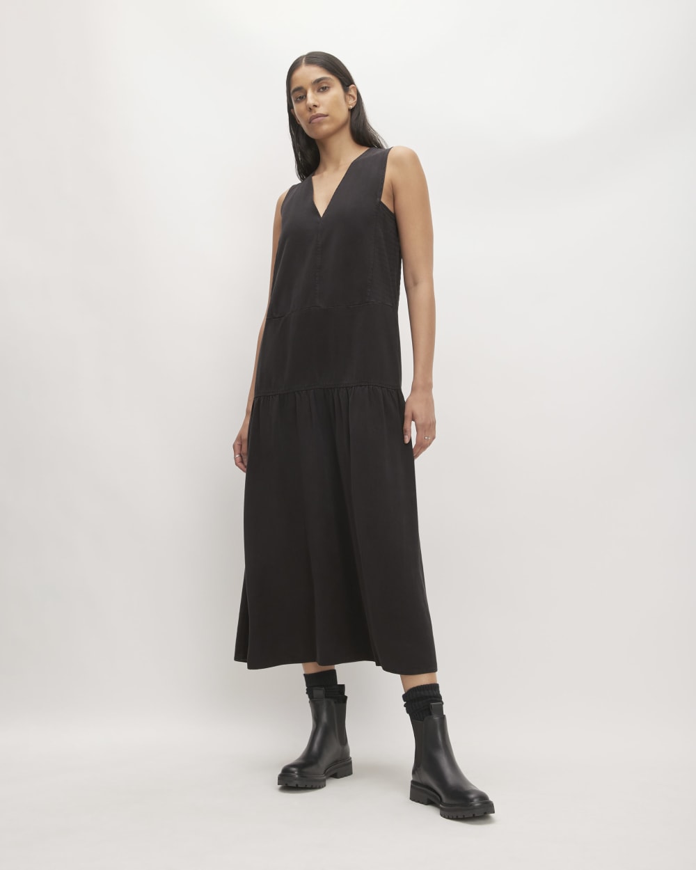 The TENCEL? V-Neck Dress | Black