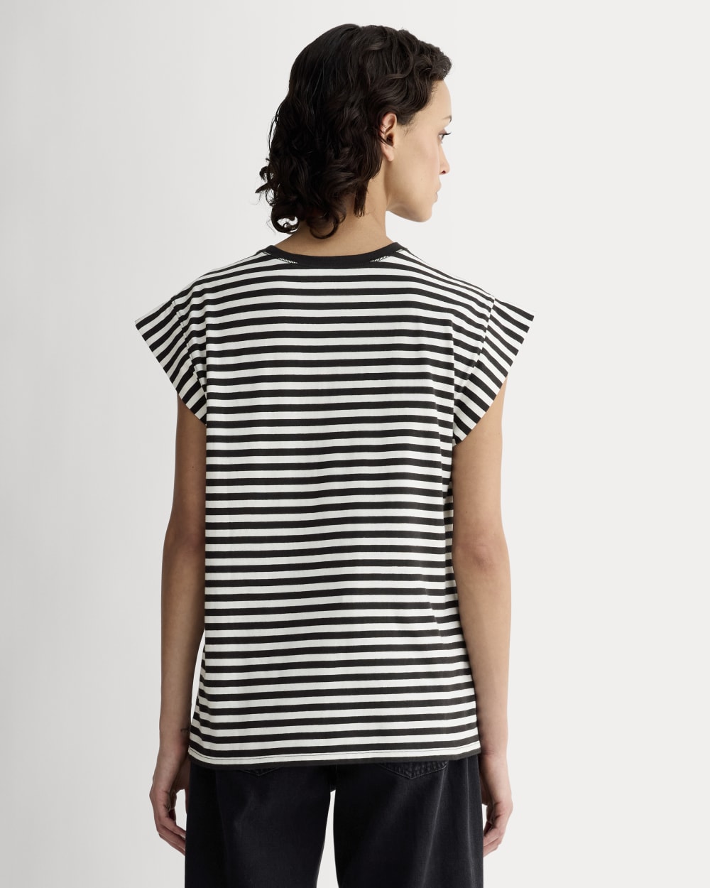 The Muscle Tee in Essential Cotton | Bone / Black - Image 4