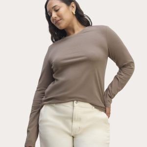 The Slim Long-Sleeve Crew in Essential Cotton | Clay