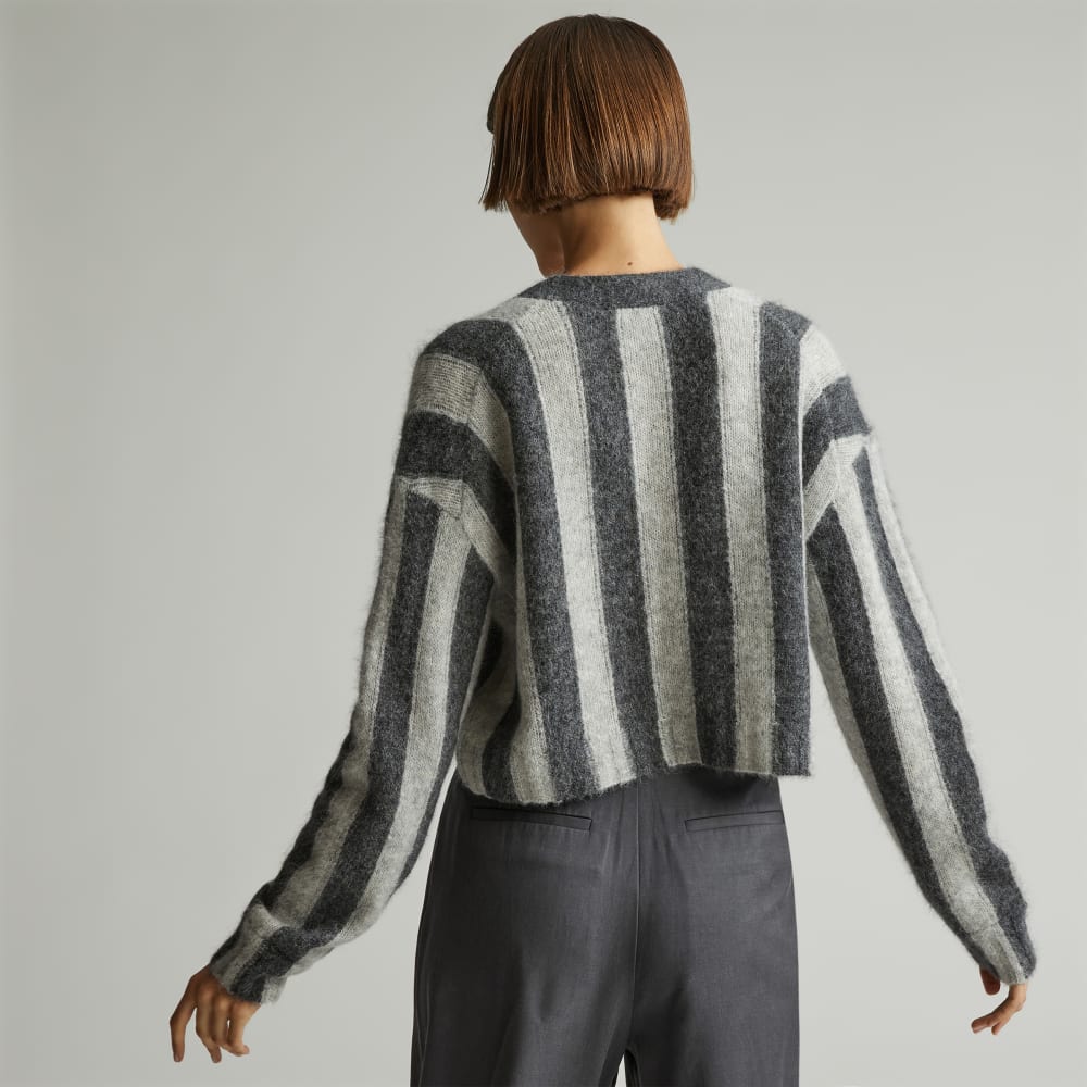 The Alpaca V-Neck Cropped Cardigan | Light Heather Grey / Dark Charcoal - Image 3