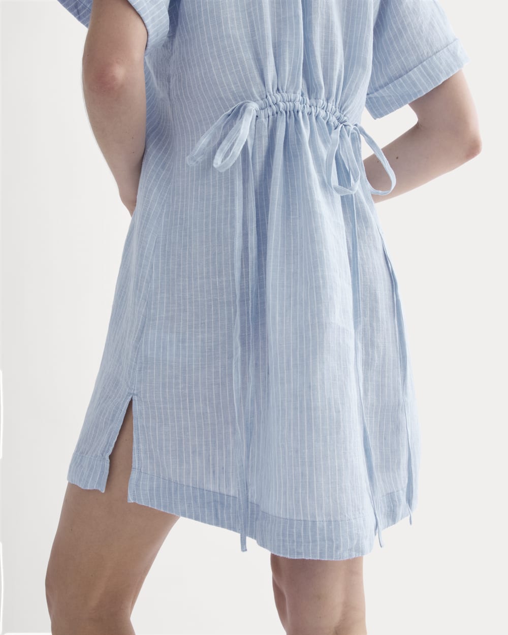 The Popover Dress in Linen | Sky Blue / White - Image 4