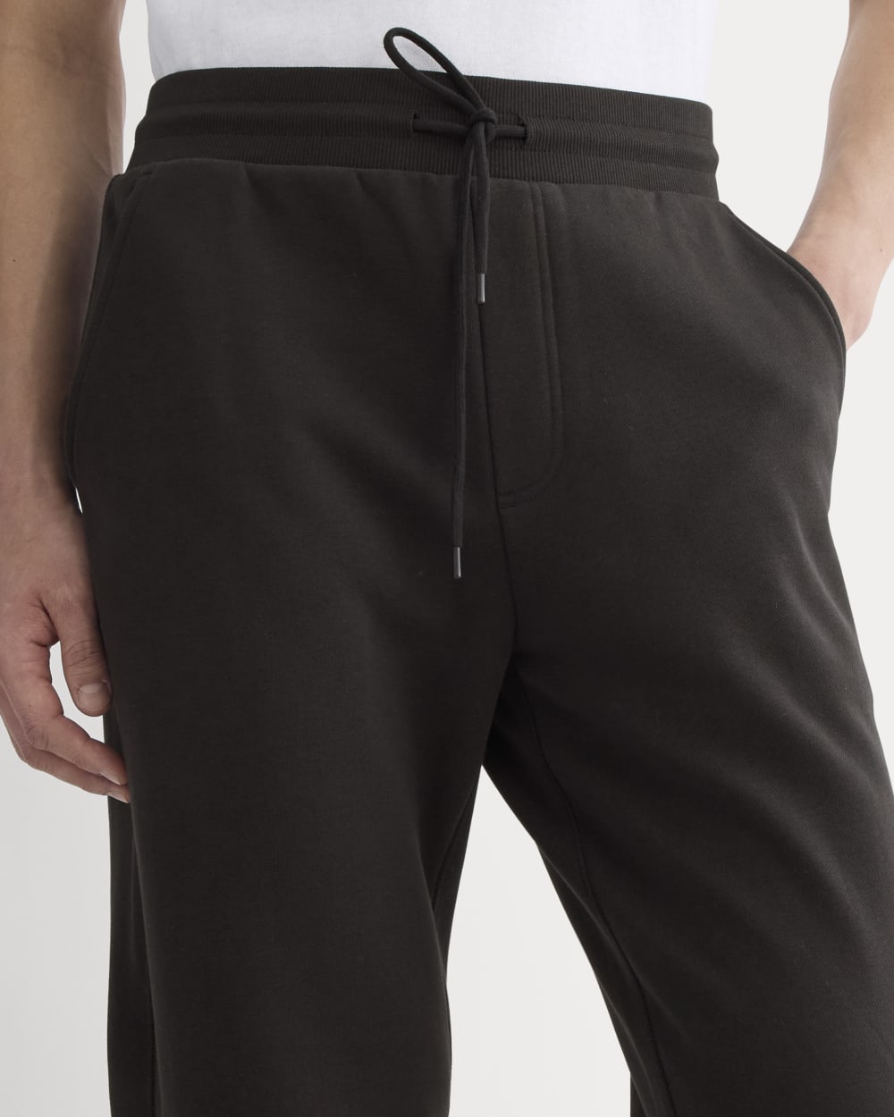 The Off-Duty Jogger | Black - Image 4