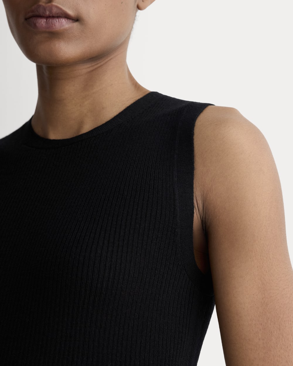 The Tank in Ultrasoft Merino | Black - Image 4