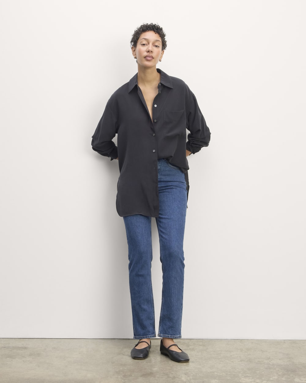 The Boyfriend Shirt in Washable Silk | Black - Image 3