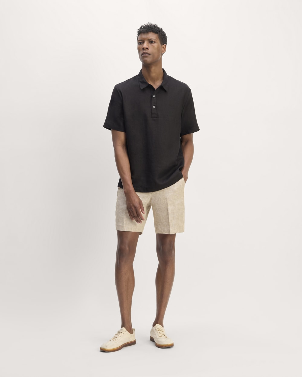 The Linen Short-Sleeve Popover Shirt | Black - Image 3
