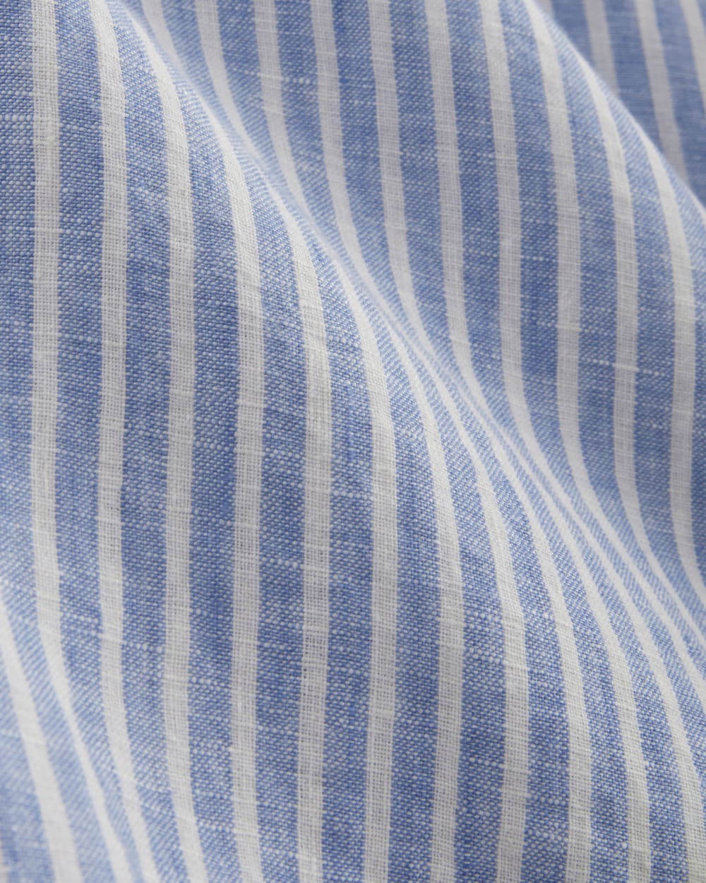 The Must-Have Shirt in Linen | Bluebell / Bone - Image 6