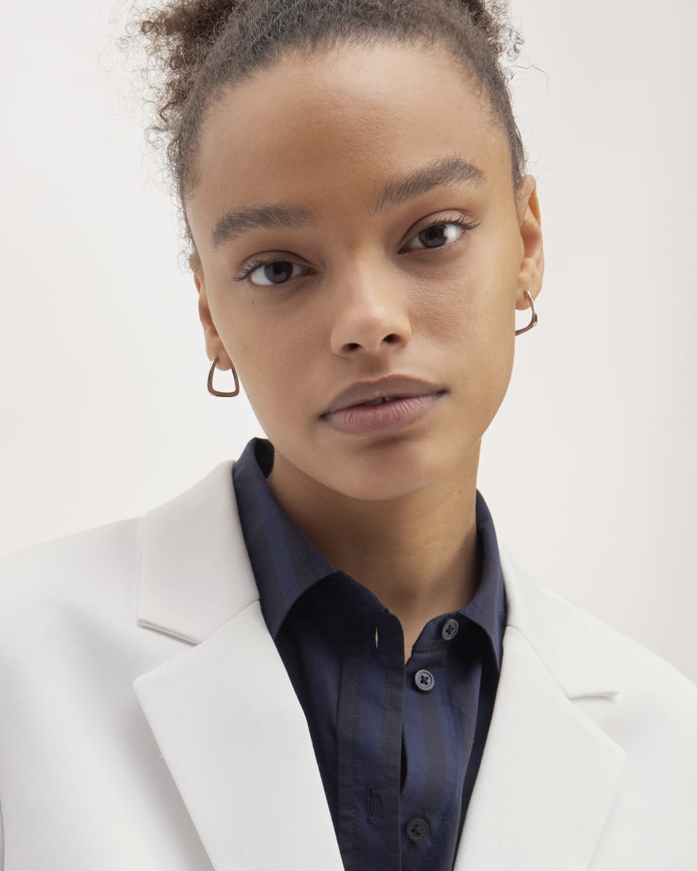 The Oversized Blazer in Buttersmooth | White - Image 4