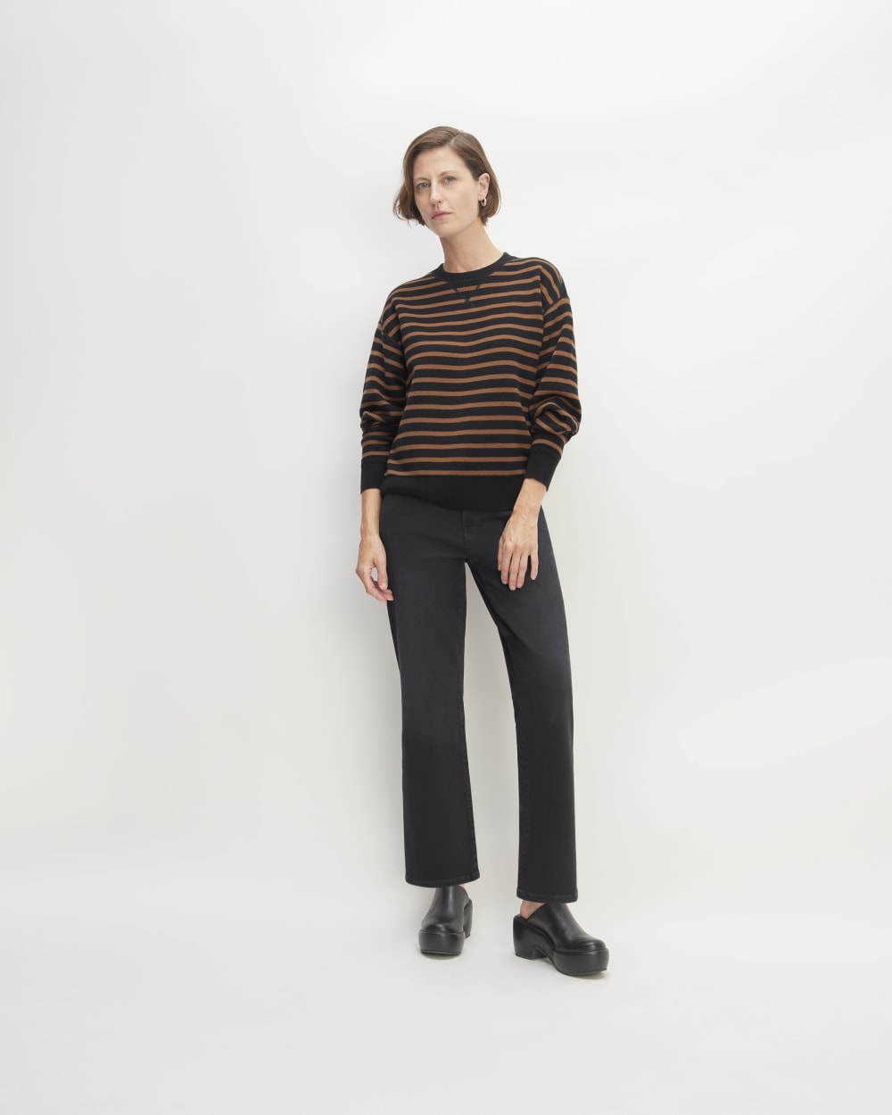 The Cotton-Merino Sweatshirt | Black / Dark Camel - Image 3