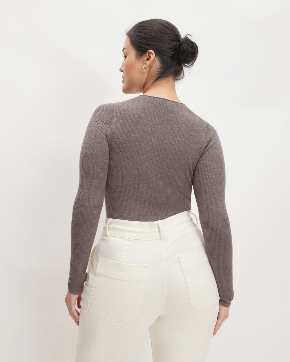 The Long-Sleeve Sweater Tee in Ultrasoft Merino | Heather Cocoa - Image 6
